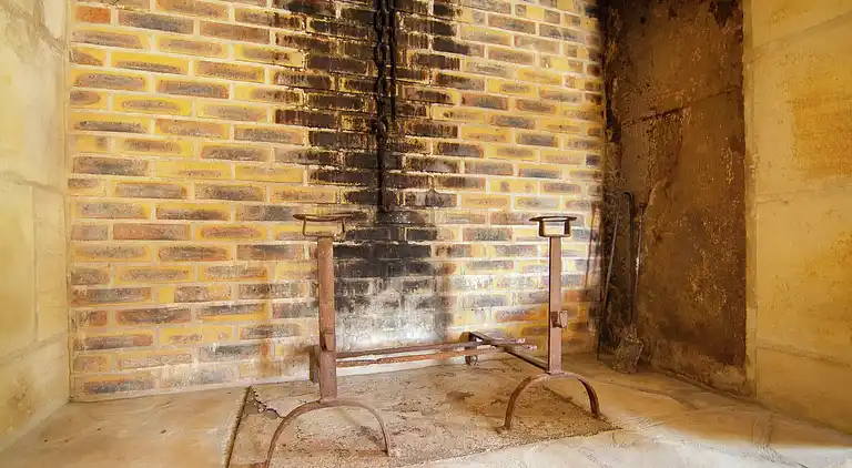 Cottage in Chartrier-Ferrière