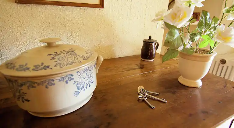 Cottage in Chartrier-Ferrière