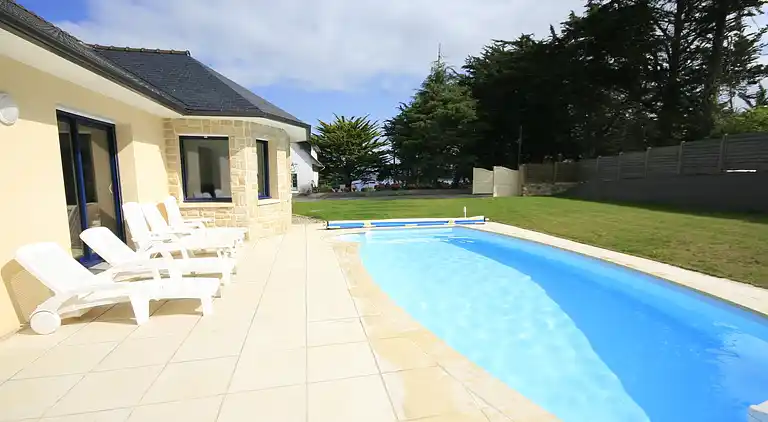 Holiday home in Tréduder