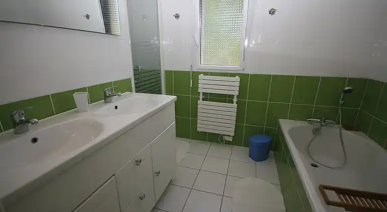 Holiday home in Tréduder