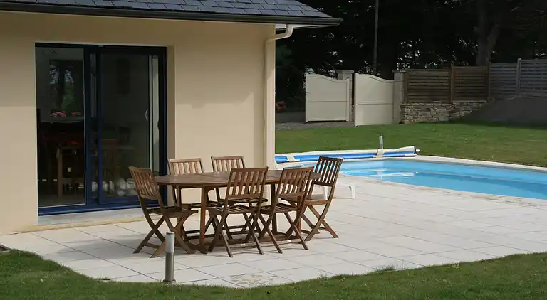 Holiday home in Tréduder