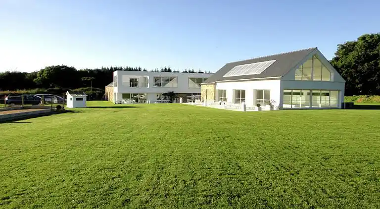 Villa i Saint-Nicolas-du-Pélem