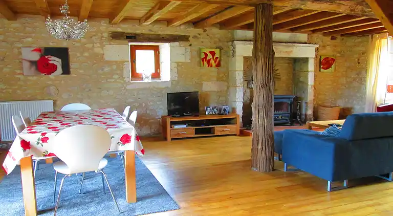 Holiday home in Verteillac