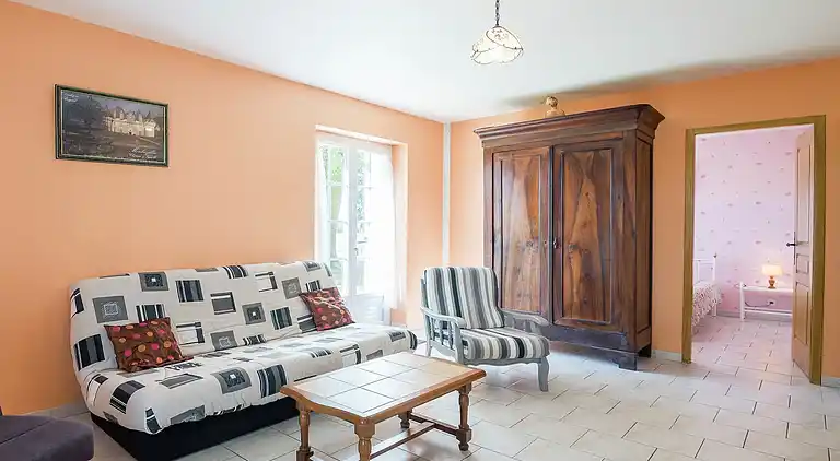 Holiday home in Cours-de-Pile