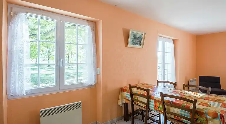 Holiday home in Cours-de-Pile