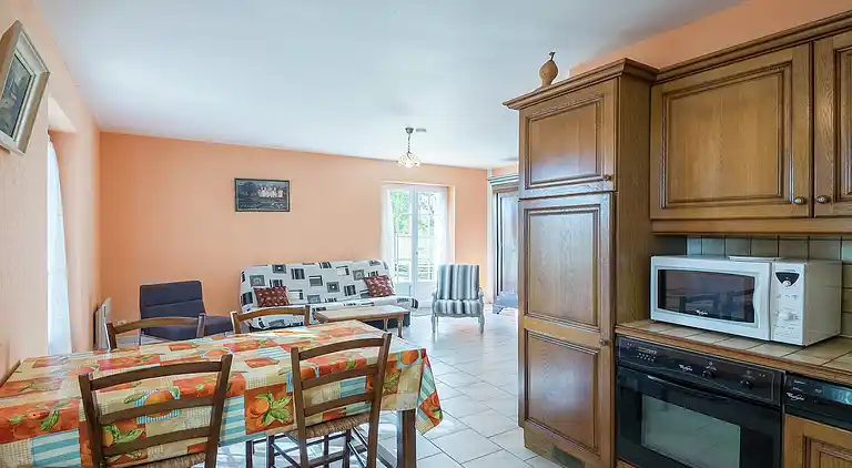 Holiday home in Cours-de-Pile