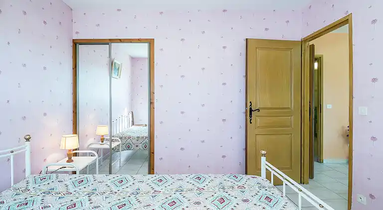 Holiday home in Cours-de-Pile