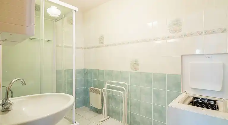 Holiday home in Cours-de-Pile