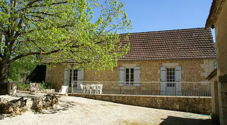 Holiday home in Cours-de-Pile