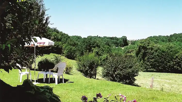 Holiday home in Saint-Crépin-et-Carlucet