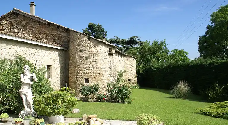 Holiday home in Bésayes