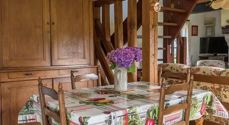 Semesterbostad i Épaignes