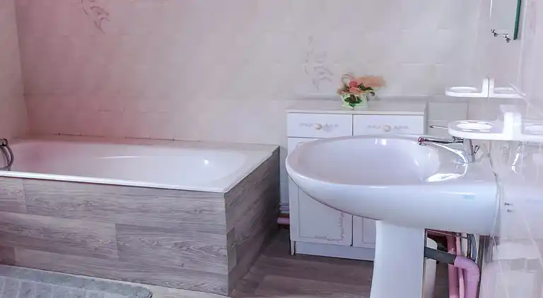 Semesterbostad i Épaignes