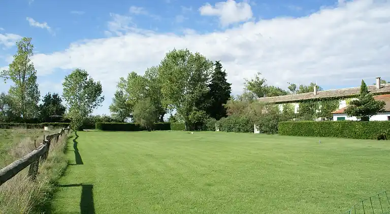 Villa in Saint-Laurent-d'Aigouze
