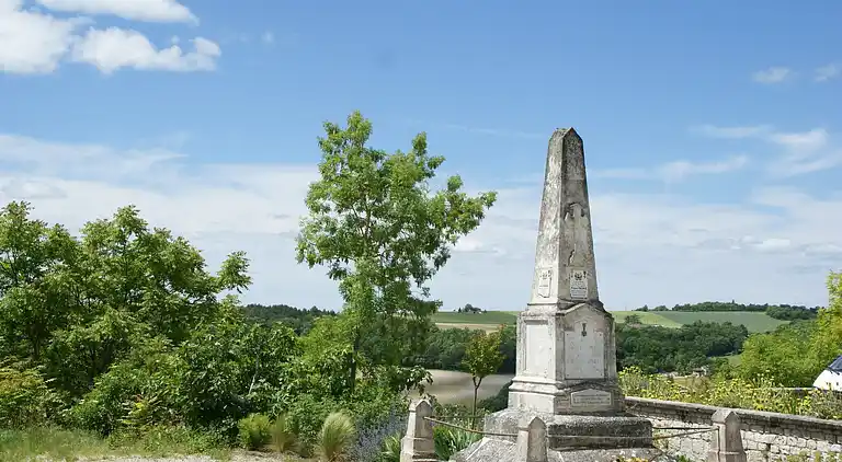 Holiday home in Castelnau-Montratier