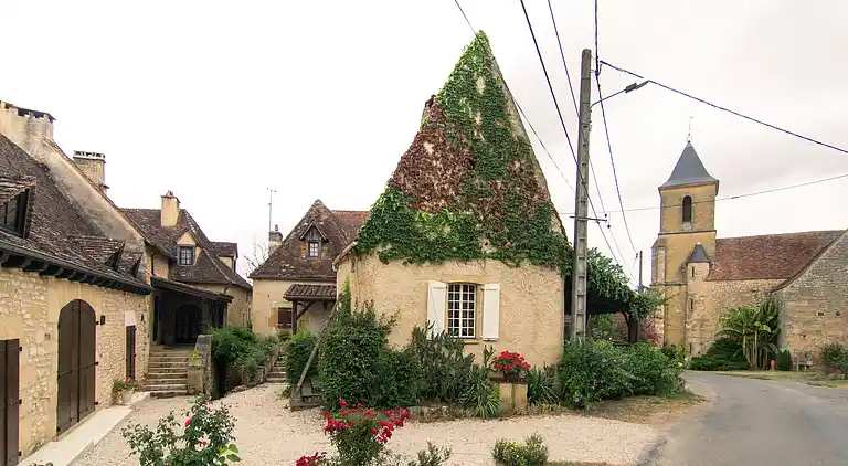 Holiday home in Saint-Cirq-Souillaguet