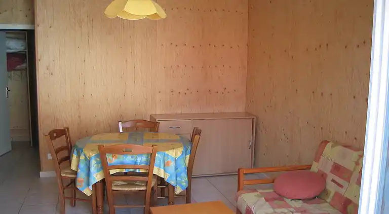 Sommerhus i Saint-Remy-en-Bouzemont-Saint-Genest-et-Isson