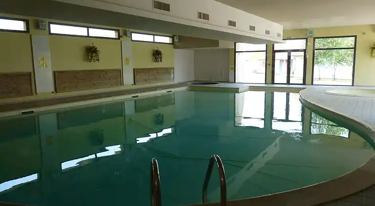 Sommerhus i Saint-Remy-en-Bouzemont-Saint-Genest-et-Isson