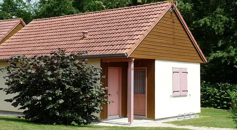 Sommerhus i Saint-Remy-en-Bouzemont-Saint-Genest-et-Isson