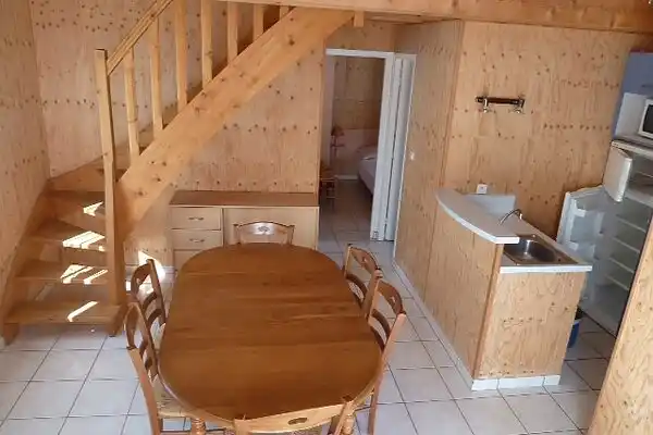 Sommerhus i Saint-Remy-en-Bouzemont-Saint-Genest-et-Isson