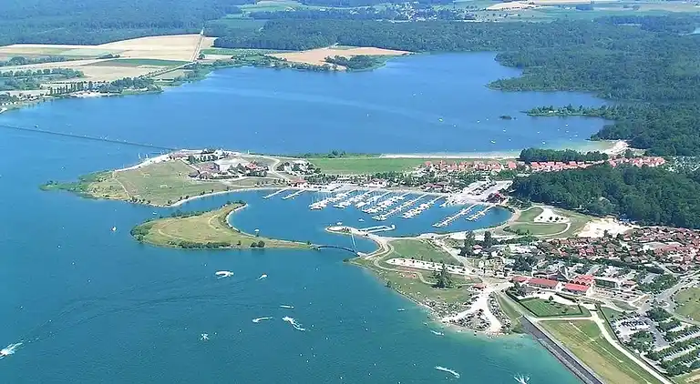 Holiday home in Droyes