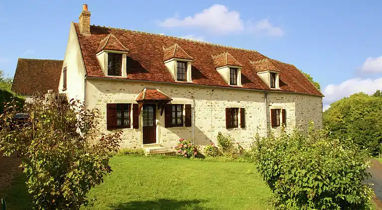 Holiday home in Saint-Révérien