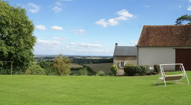 Holiday home in Saint-Révérien