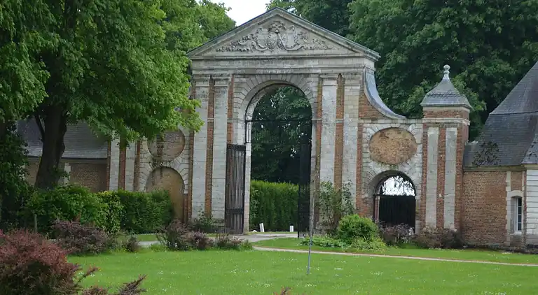 Holiday home in Douriez