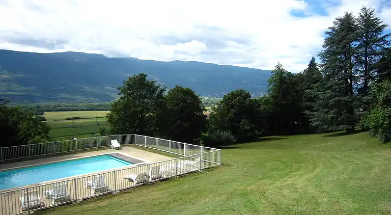 Castle in Serrières-en-Chautagne