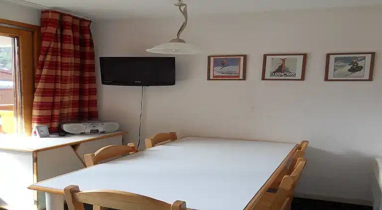 Apartment in Les Allues