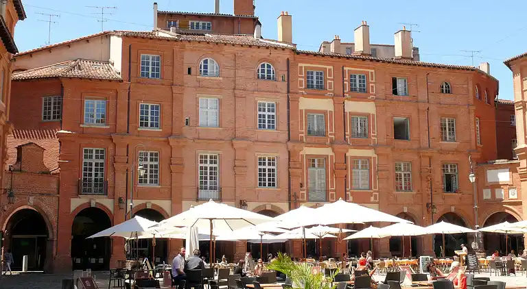 Manor house in Verdun-sur-Garonne