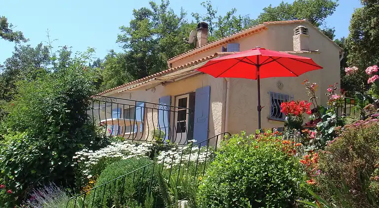 Holiday home in Signes