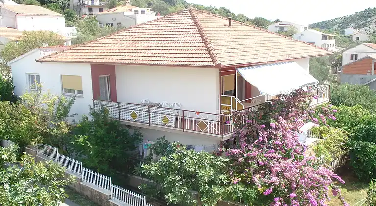 Apartment in Vinišće