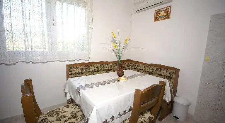 Apartment in Vinišće
