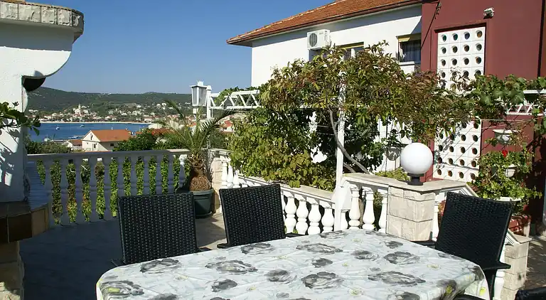 Apartment in Vinišće