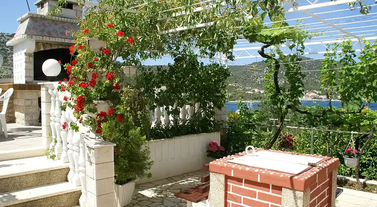 Apartment in Vinišće