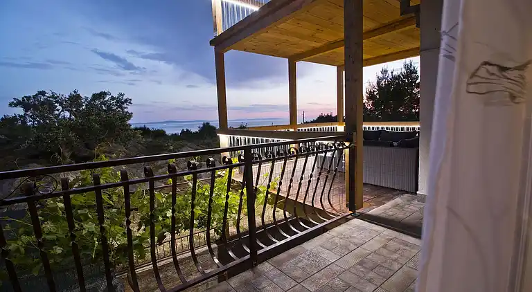 Leilighet i Podstrana