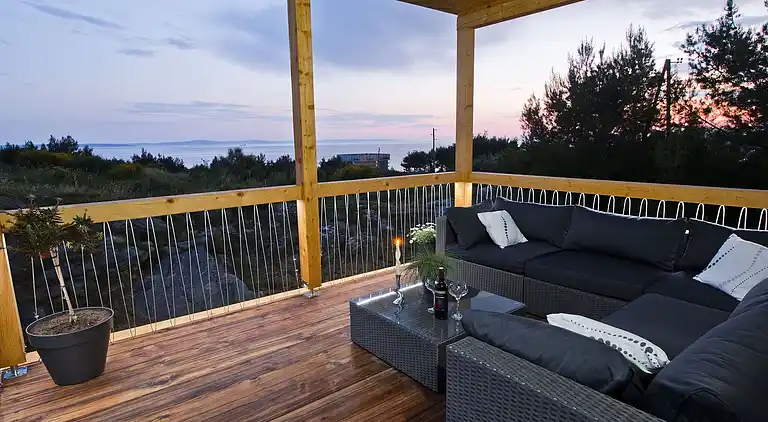 Leilighet i Podstrana