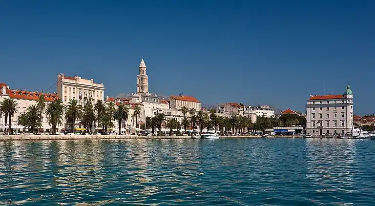 Leilighet i Podstrana