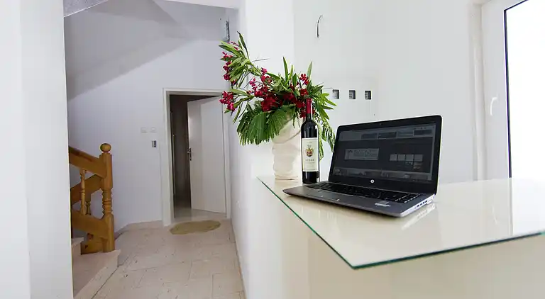 Leilighet i Podstrana