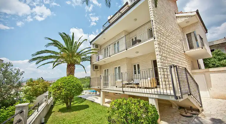 Holiday home in Podstrana