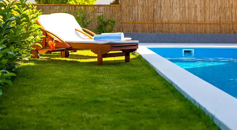 Ferielejlighed i Podstrana