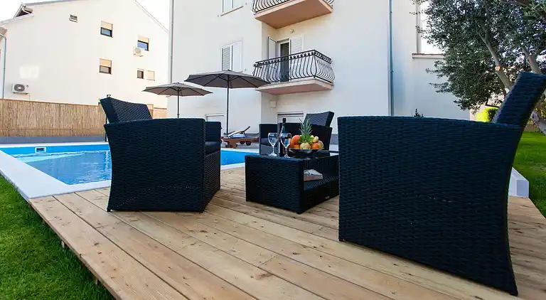 Ferielejlighed i Podstrana