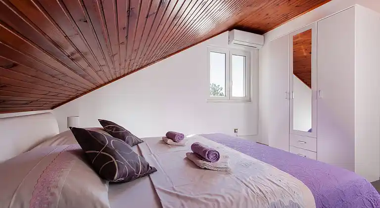 Ferielejlighed i Podstrana