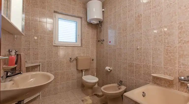 Ferielejlighed i Podstrana