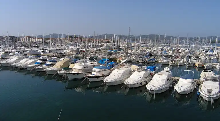 Apartment in Pakoštane