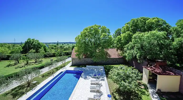 Holiday home in Polača
