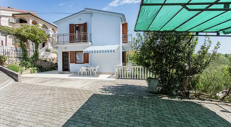 Apartment in Dobrinj