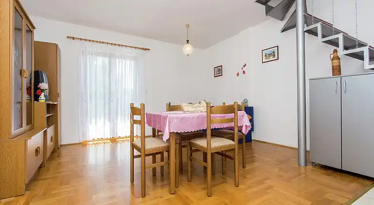 Apartment in Dobrinj