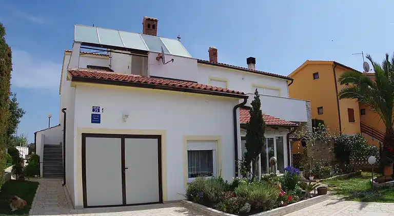 Apartment in Vinkuran